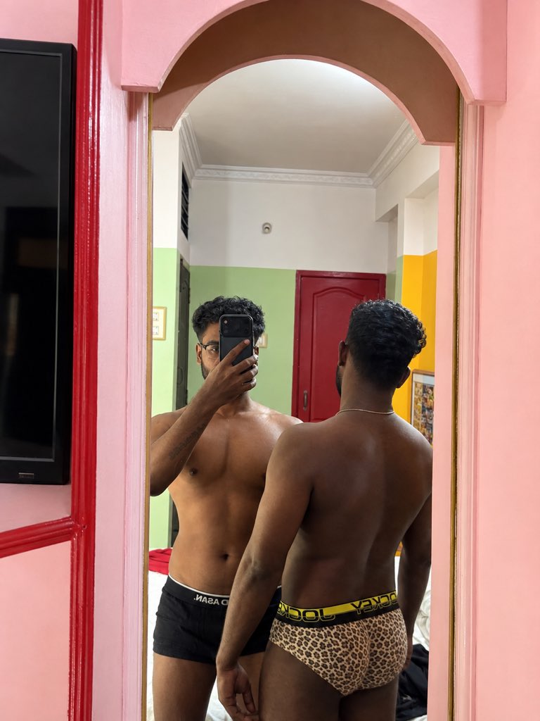 mara_kisa's tweet photo. 🥵… 
Hot village married man ❤️

Full video link in my bio 😍… https://t.co/wX4I9QvXwh