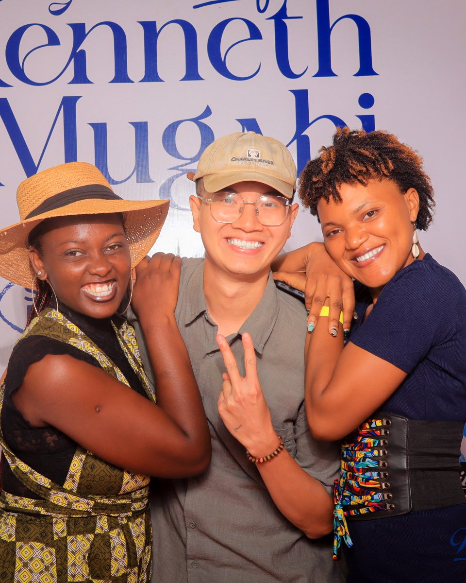 BuzzActivateUg's tweet photo. There’s a reason people remember how a brand made them feel.

White Cap understood the assignment. 🥂

#KennethMugabi #KibunomuAt10 #WhiteCapLager #BuzzActivateug https://t.co/1uNH1Z9Gq5