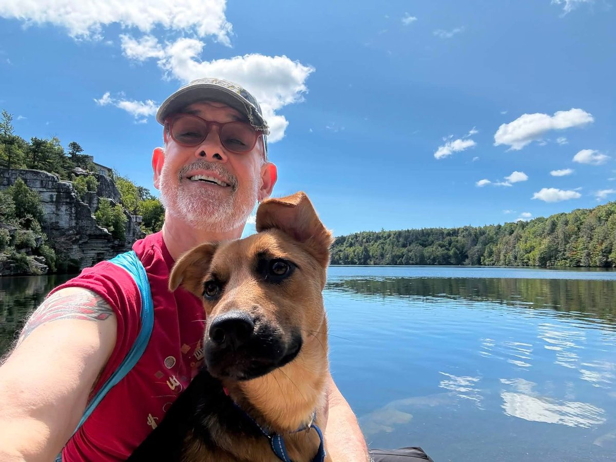 _alan_bradford's tweet photo. It’s a beautiful sunny day here in Nashville, TN. We started the day with a peaceful walk and some time outdoors. The scenery was amazing, and there were plenty of people and dogs around, which made for some fun people-watching. Ruby even managed to take an unexpected dip in the water 😂. She was soaked but perfectly fine and soon had the zoomies! Now we’re winding down with a cold beer and enjoying the rest of the day.