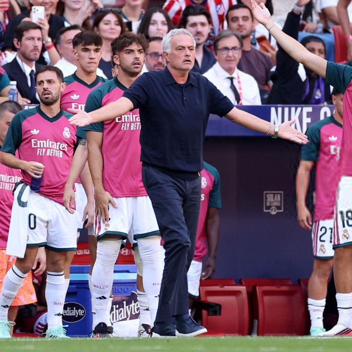 CTine54466's tweet photo. RT @ActuFoot_: 15 POINTS SUR 21.

C’EST LE PIRE DÉBUT DE SAISON DEPUIS 7 ANS POUR LE REAL MADRID EN LIGA 🇪🇸. 🫤 https://t.co/xbWzd3j0nf