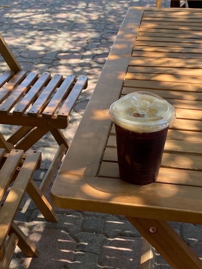 ElenaRusumv's tweet photo. ☕ O cafea bună și puțină liniște. Atât pentru azi. 🤍
#Coffee #Lifestyle https://t.co/PX2OHWeWgI