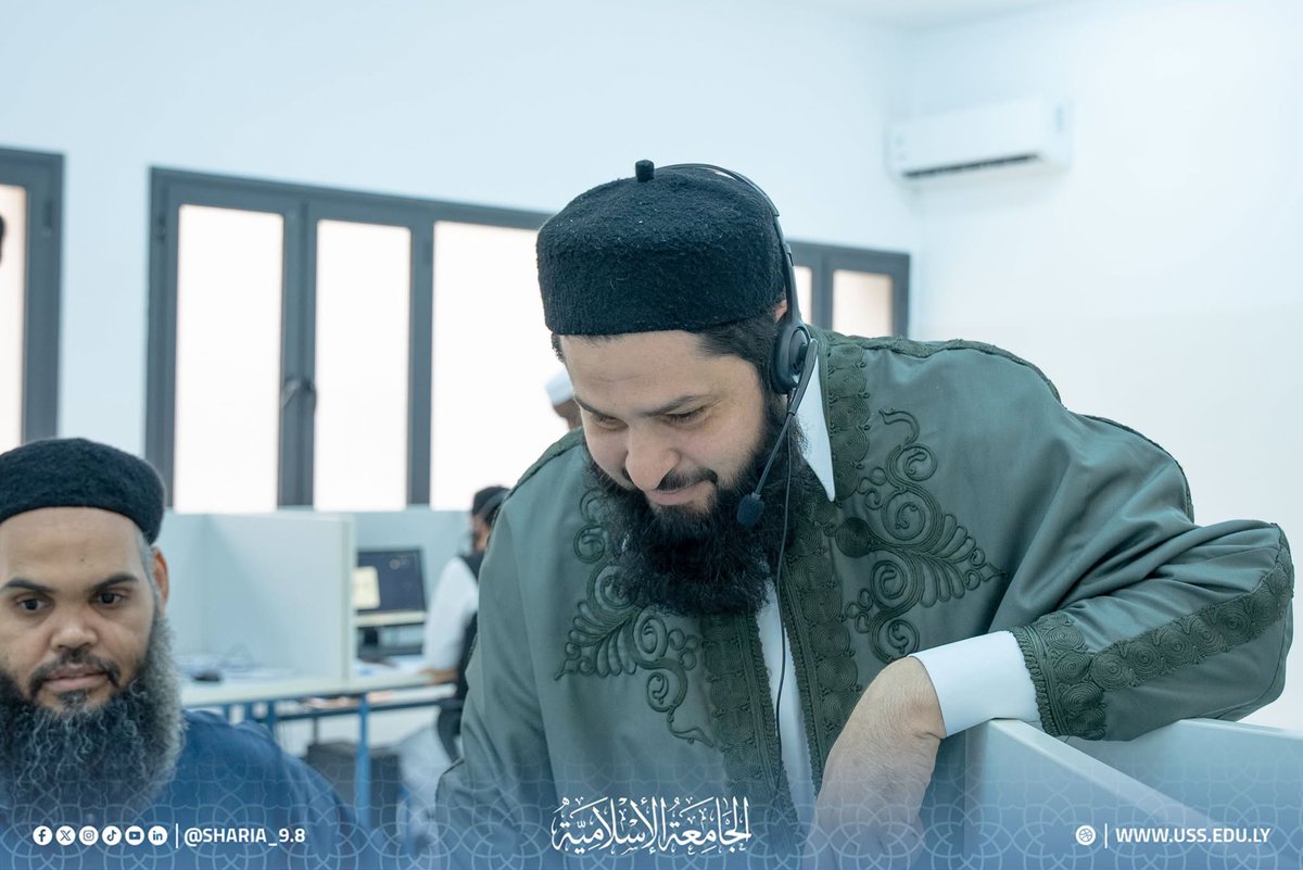 sharia_9_8's tweet photo. جولة #رئيس_الجامعة_الإسلامية لمتابعة سير المقابلات الشخصية للمتقدمين ل��التحاق بالجامعة الإسلامية، والاطلاع على مجريات العمل وجهود اللجان في تنظيم واستقبال المتقدمين.

ولا يزال #التسجيل_مستمرا، والفرصة متاحة للراغبين في الالتحاق بالجامعة.
رابط التسجيل:
https://t.co/mOav0XZ77u https://t.co/ZxnvHlItc3