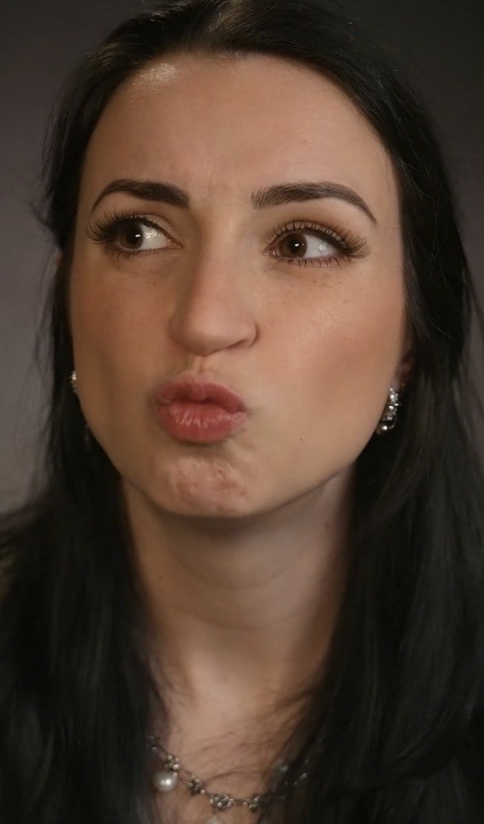 xxxetherxxx's tweet photo. Gibi looks SO good in her new video 😵‍💫 https://t.co/2dAdH73OXd