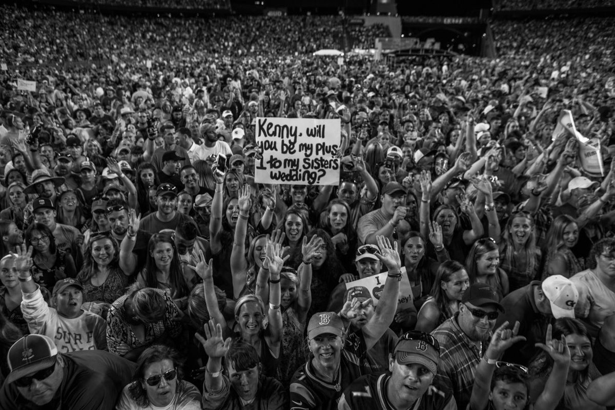 kennychesney's tweet photo. Foxboro thanks for the love. We are adding a second show on Friday, August 27 at @GilletteStadium.
Premium NSN member presale for the added show begins tomorrow (9/22) at 10AM local. You can sign up for the Vibe Room presale for all shows now. Vibe Room presale for the added show starts on Wednesday, September 23. Tickets for all shows go on sale Friday, September 25 at 10AM local. 
Sign up for presale here: https://t.co/WdWf1TGV5F