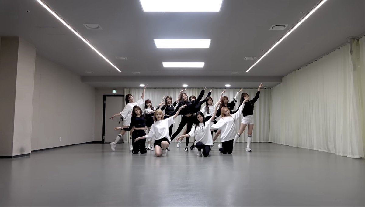 itxxzx's tweet photo. ズワンのダンプラだーーーーいすき🤩🤩🤩🤩
#IZONE #아이즈원 https://t.co/y9QrebJlGJ