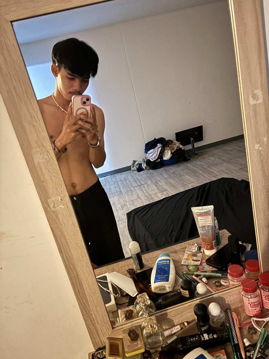 Beam33138583's tweet photo. 🖤#บางพลี https://t.co/MkPTZoDMzu