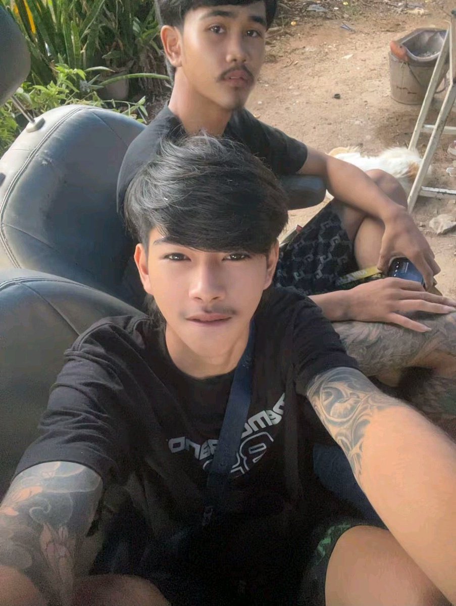 Faxvuy's tweet photo. ใครมีคลิปคนนี้บ้าง แลกกัน https://t.co/bjkgdShtA7