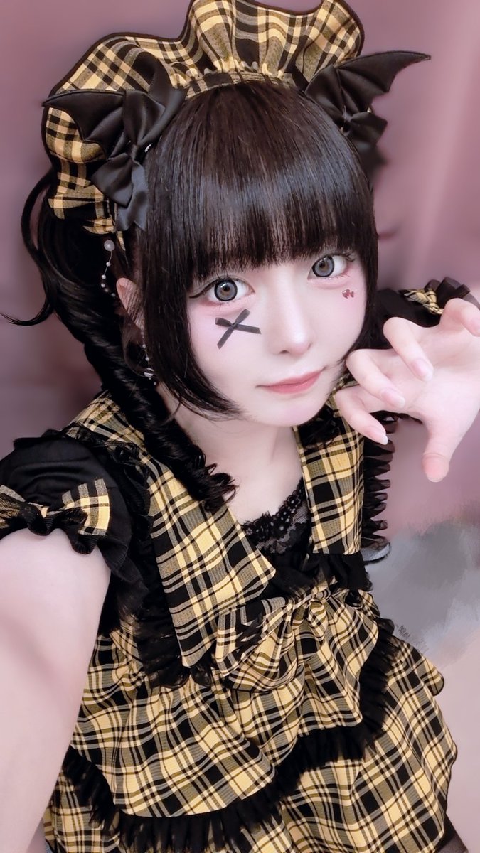 maid_momon's tweet photo. 新17才になりました🖤 https://t.co/0fKFnPdgNv