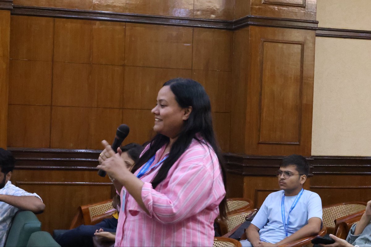 abantika77's tweet photo. #GamesHospitalsPlay

An engaged and inquisitive audience that gave the discussion a whole new dimension and a phenomenal @RamblingBrook who brought current context made this #PCIConversations a memorable experience. 

Thanks @PCITweets for hosting this 

PC: @Aakashdeepbknv https://t.co/TMn1LcyyyN