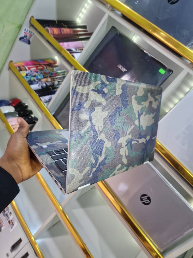 TappingLord01's tweet photo. 3D Laptop Skins

Customize your Laptop with our 3D Stickers ..
We do a neat Job to Beautify your Laptop and Prevent it from Scratch 😉

Price - ₦5,000 (Per 1 - Fixing Included) 

Quality Service only at ChiksBenDevices https://t.co/ebWlNR210x