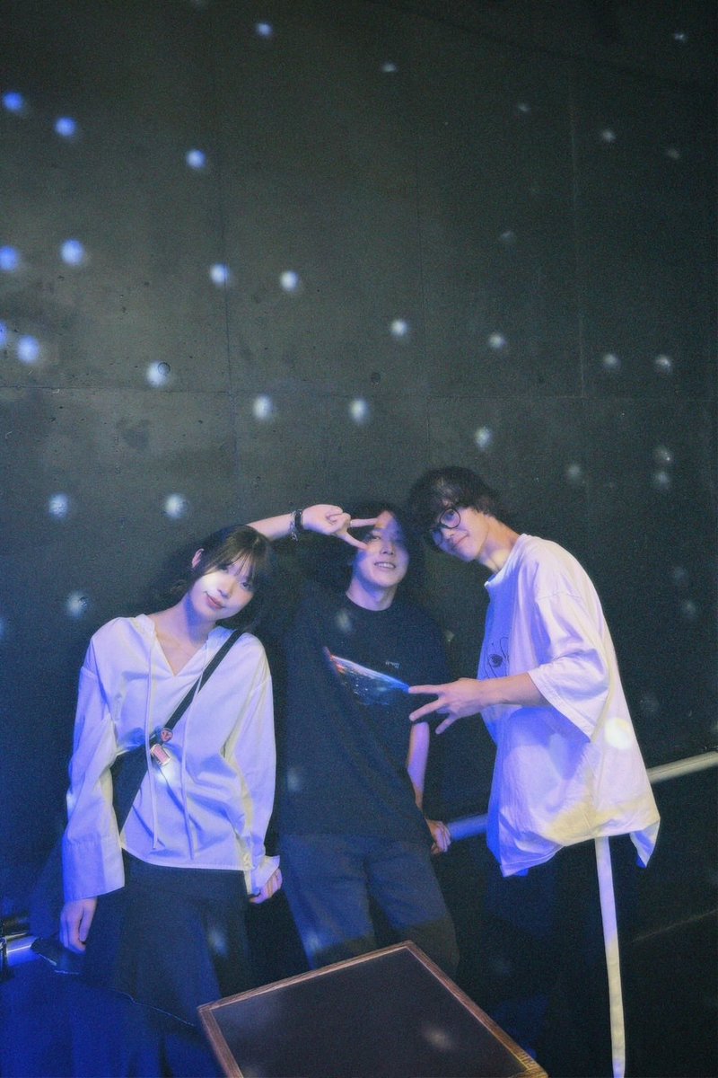 yuraide_nagi's tweet photo. ▫️Thank You▫️
2026.9.21 live at 寺田町Fireloop
本日もありがとうございました✴︎
Sazanamiツアー行ってらっしゃい！

Set List
1. 怪獣が来る前に
2. ポイント・ネモ
3. 言葉に熱を
4. 春に会う
5. pale light
6. ルミナスの行方
7. 海底

次回のライブは、9/25 神戸PADOMAにて✴︎ https://t.co/hETziE3KHN