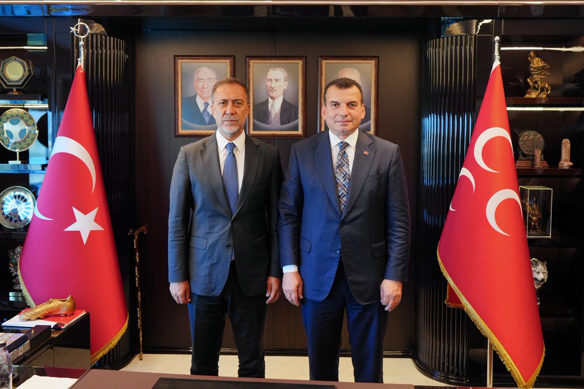 BBvolkanyilmaz's tweet photo. Büyük Birlik Partisi İstanbul İl Başkanı Sn. Sultan Selim Şimşek ve heyetine ziyaretlerinden dolayı teşekkür ediyorum. https://t.co/PpmtkdMaUR