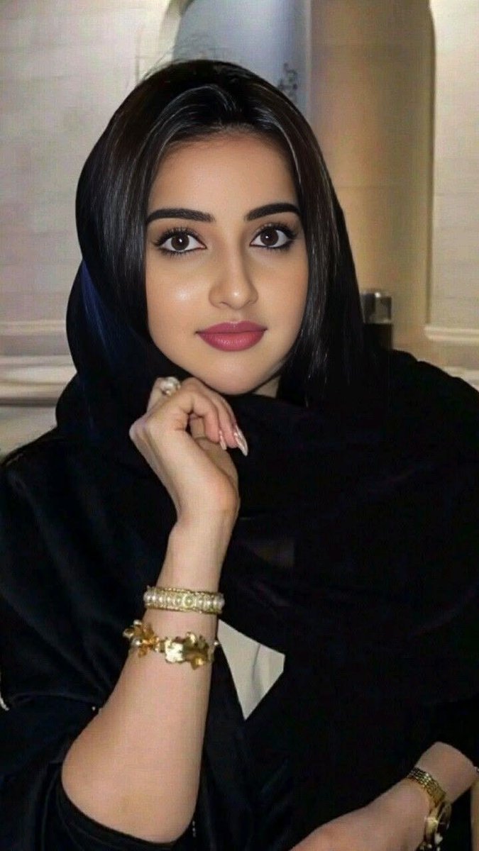 mwbgn's tweet photo. سؤال للنقاش 

هل المراه المطلقه تستحق فرصه ثانيه 🥰🤔 https://t.co/4ygdg5tWnz