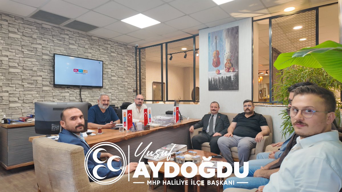 MHPhaliliyeurfa's tweet photo. MHP Haliliye İlçe Başkanımız Yusuf Aydoğdu ve yönetimimiz Almila Mobilya sahibi Sayın Adil Saraç’ı ziyaret etti. Misafirperverliği için teşekkürler.
@MHP_Bilgi 
@dbdevletbahceli 
@Sanliurfa_MHP 
@eczosmanmutlu 
@yusufaydogduu 
#mhp #ankara #şanlıurfa #haliliye https://t.co/AAvAX5ws4E