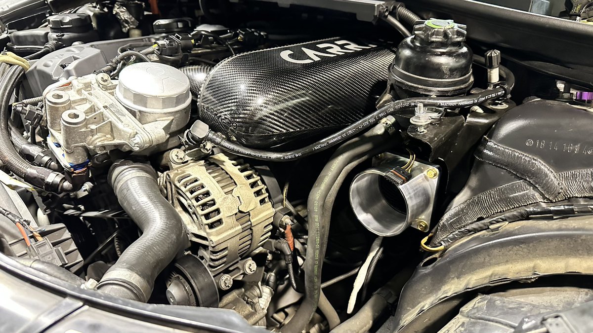 33Z12's tweet photo. E90 328i 2009 α-N
N52とN62TPSのPOT電圧乖離の調整が厳しかったので、思い切って完全スロットルレス+エアフロレスの状態→Alpha-N制御+MAP・IAT補正へ変更です
E46 M3CSLと近似の制御方法を採用しました
投稿主が普通じゃ面白くないよなぁという気持ちとスロットルの🚁ランプをもう見たくない為です😠 https://t.co/dMhs9pWqV7
