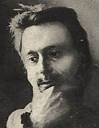 HistClasseTrab's tweet photo. Neste dia, 21 de setembro de 1921, Lev Chernyi, teórico, poeta e ativista anarquista individualista russo, foi executado sem julgamento pela polícia secreta bolchevique após ter denunciado fortemente o novo governo bolchevique em várias publicações anarquistas e se ter juntado a vários movimentos de resistência clandestinos. Após a execução, as autoridades bolcheviques recusaram-se a entregar o corpo à família para ser enterrado, e persistiram rumores de que ele tinha sido morto por tortura.
