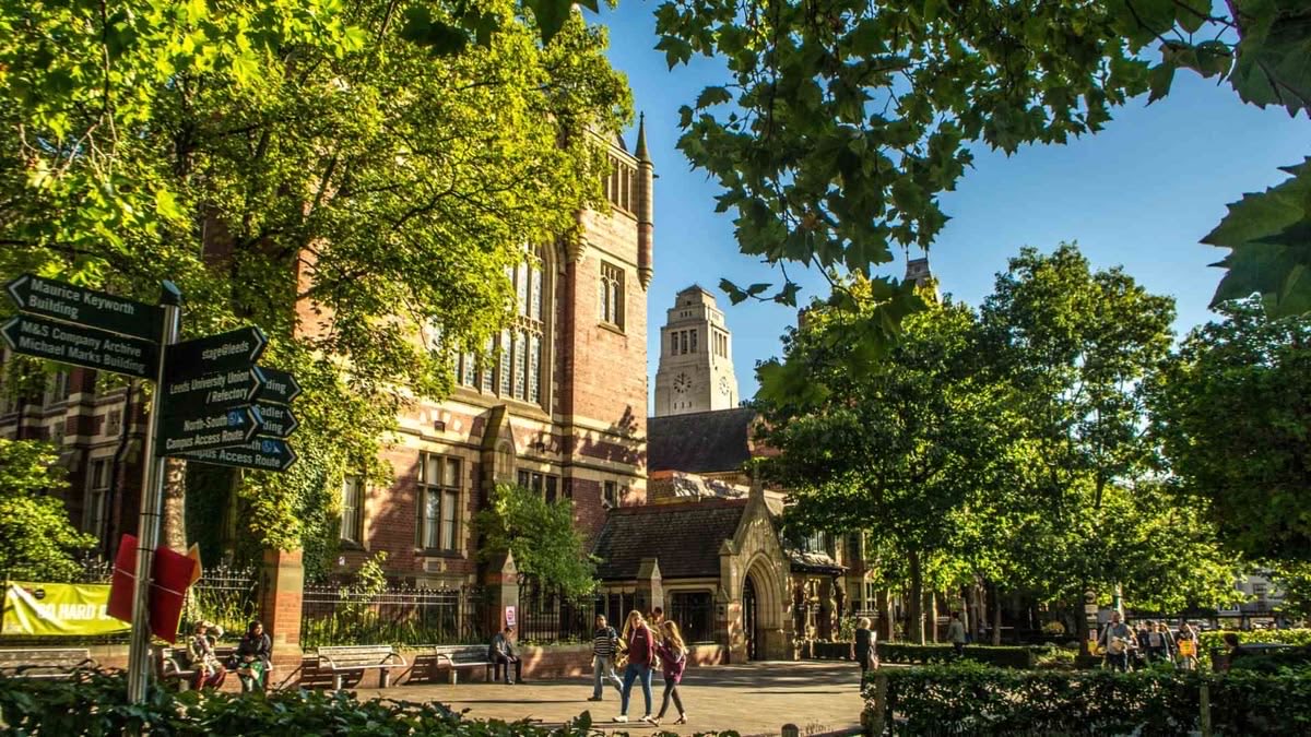 Instruxuz's tweet photo. 🔎 Most universities that claim broad strength are actually strong in two or three areas. Leeds makes a harder claim.
(1/4) https://t.co/2ZnIJ5rL1Q