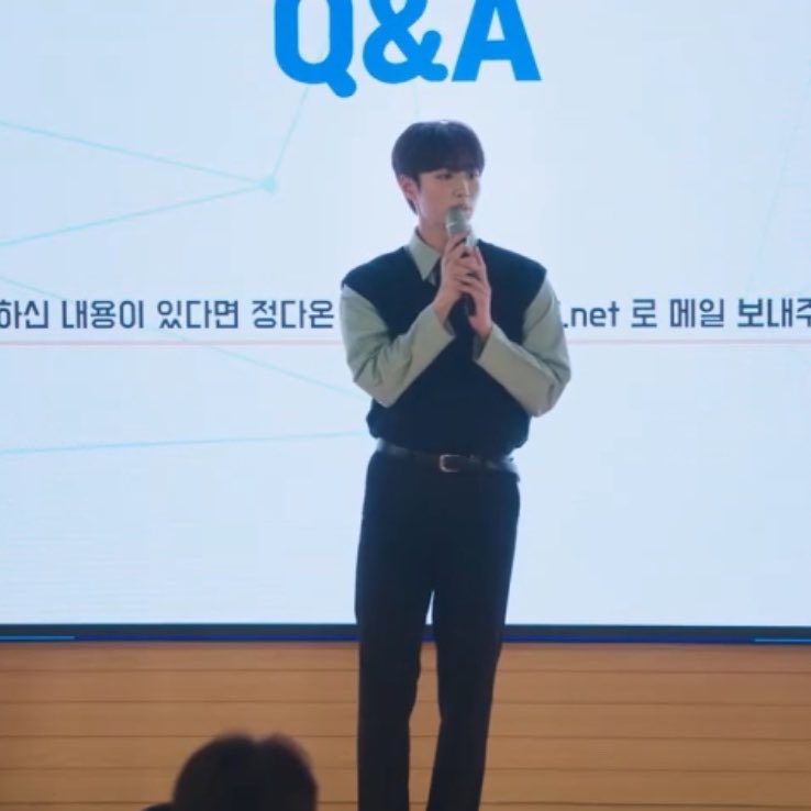 junchacc0's tweet photo. jung daeri                                  jjun daeri https://t.co/gHu70Jq3ro
