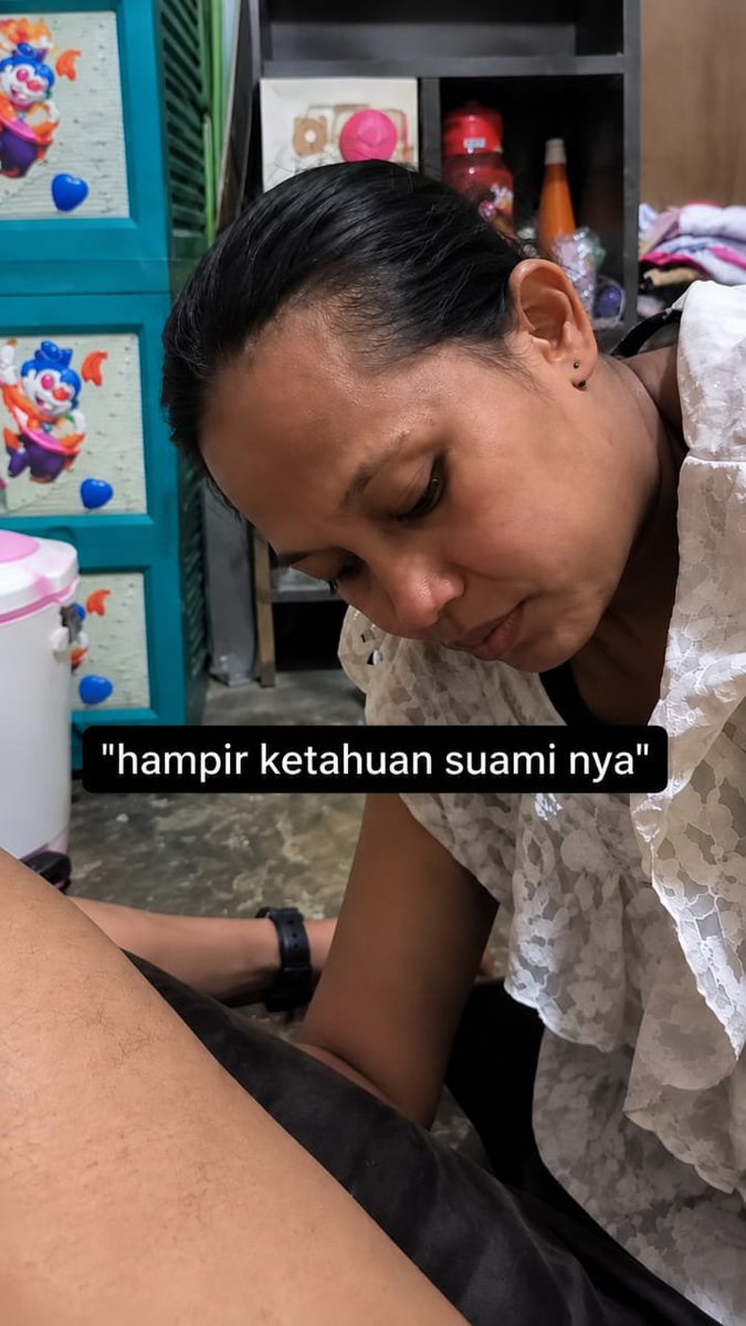 wisEmree's tweet photo. disangka suaminya belum pulang
https://t.co/5jakGbHY6g https://t.co/0X7NTnOmxS