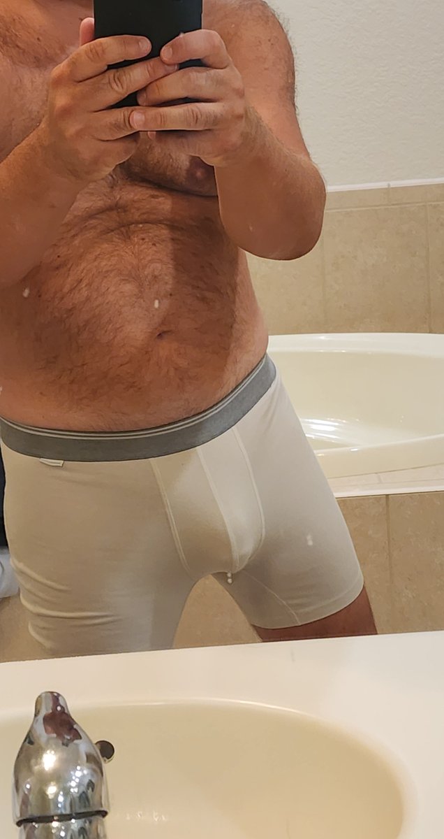 BooneDadBod's tweet photo. #daddies https://t.co/gUNfahvx2k