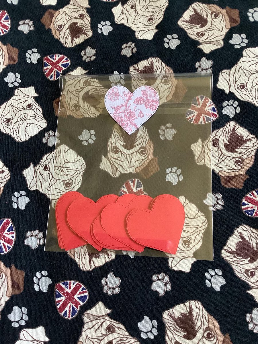 WatsonsVintage's tweet photo. JUST £2.50 PER PACK (+P&P)!! Just PERFECT for your #Christmas crafting! 20 Piece Pack Plain Red 140 GSM Card 1.75" wide Heart Shapes - Card Making - Junk Journal - Scrapbooking - Wedding/Party Table Decor - Love https://t.co/Urou2KImoy via @Etsy #RedHearts #HeartShapes #CardboardHearts