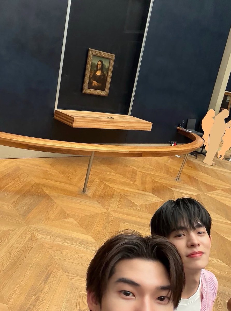 lover2tee's tweet photo. GUYS😭😭😭😭😭😭😭😭😭😭😭😭😭😭😭😭😭😭😭😭😭😭😭 https://t.co/hLN3p9wd29