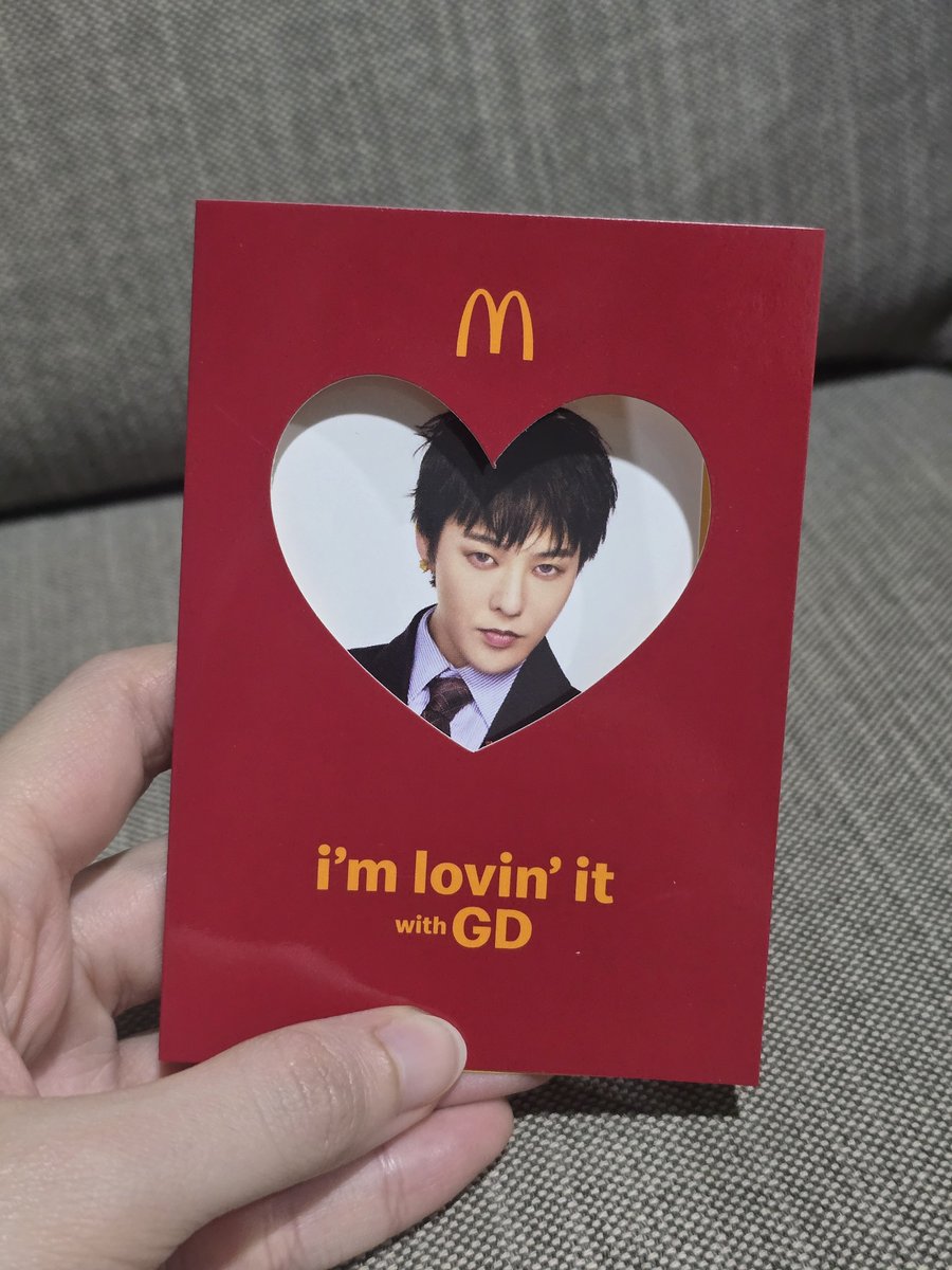 sthnqs's tweet photo. นี่เราอยากกินแม็คหรือนี่..
#McDonaldsKSpicySeries #GDRAGON #GD https://t.co/QCNTzYqOYD