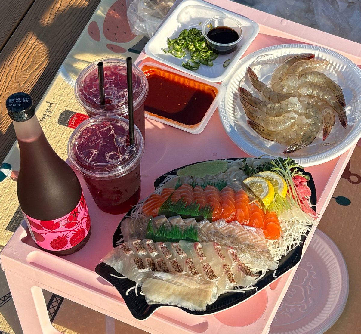 sungfour_ tweet picture