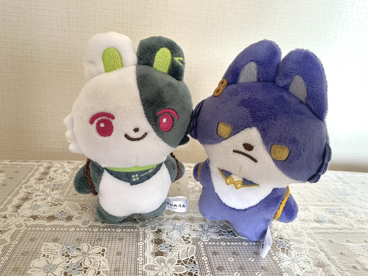 ao_098_'s tweet photo. にじたうん自立しない問題を解決🐝
(こやたうんの圧がすごい)

#めちゃたうん
#にじたうんが見られるタグ
#にじさんじ手芸部 https://t.co/lI6BOMKkZV