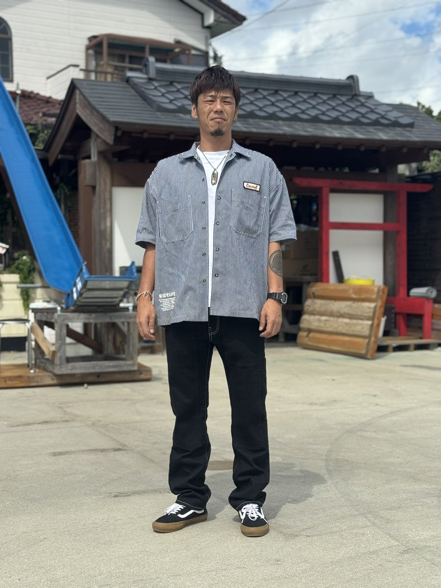 araka_official's tweet photo. 釣りよかメンバーに聞いてみた！🎤👖
Part 2！！

実際デニムどうなん？ってことで、
普段から穿いてるメンバーにリアルなところ聞いてます😂

それぞれお気に入りポイントが違うのも面白い。笑

ARAKA DENIMは
9/25（金）再販売です🔥

販売は18時から🙆‍♂️

前回買えなかった方も、買い足したい方もぜひ！！！

🔻発売のデニムシリーズはこちら🔻
https://t.co/LkDBakMRRr

#araka #釣りよかでしょう #釣りよか #国産デニム #デニム

@tsuriyokach
