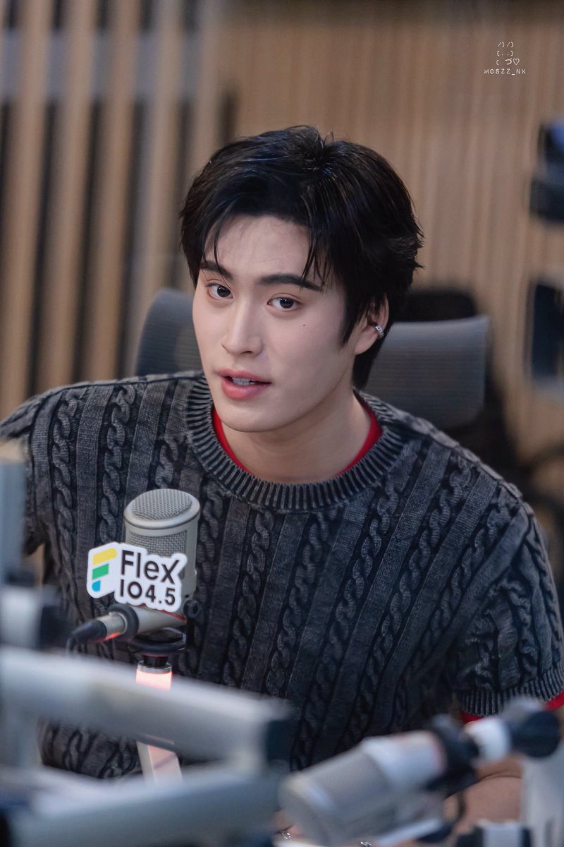 moszz_nk's tweet photo. 260921 ขอโทษที เจมีไนน์หล่อชห. ‼️‼️‼️‼️‼️‼️‼️‼️‼️‼️‼️‼️‼️‼️‼️‼️

GEMINI PROMOTE FRAGILE SONG

#GeminiFragile_Presstour
#Flex1045xGEMINI_Fragile
#Gemini_NT #เจมีไนน์ https://t.co/0zhMyI7sEL