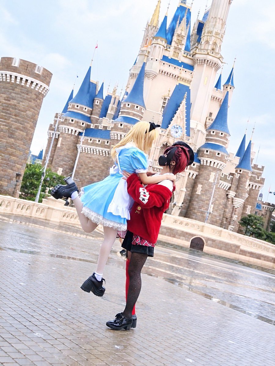 gide_am011's tweet photo. 「女王様！？｣
 #Dハロ  #Dハロ仮装  #ディズニー https://t.co/AkYGDc6ozo