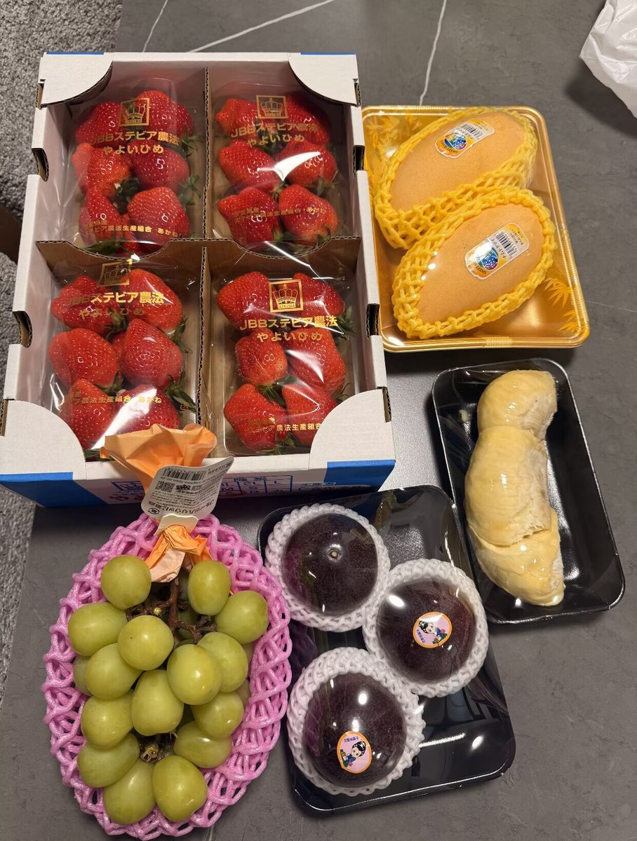 mrsy_3425's tweet photo. 好きなフルーツをたくさん買い込みました🍓📷 ✨ https://t.co/5gPebWnflk