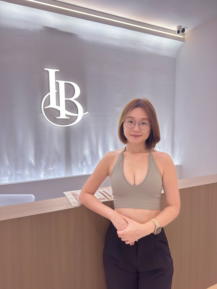 daddynshane's tweet photo. Kerja kebelakangan ni memang non-stop, kaki pun dah penat gila 😮‍💨🦶 So cuti ni terus buat facial + urut kaki sekali. Kerusi boleh baring, urut pun ngam… hampir tertidur weh. #JBSpa #MeTime #WeekendChill https://t.co/RHuWBC3y3b