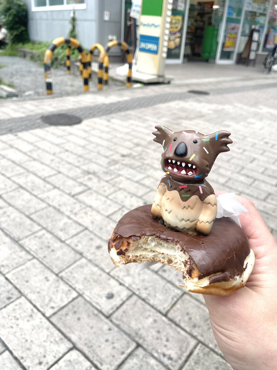hintsandspices's tweet photo. EVENT EXCLUSIVE
Kowaiila: Doughnut Hole
Chocolate sprinkle!
@sofuvicon
Table 70
OMM Building 2F A-B Hall
#ソフコン #ソフビ #天満橋
#SofCon #SofCon10 https://t.co/9AQCUy9n5N
