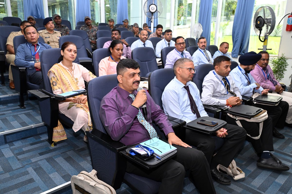 svpnpahyd's tweet photo. A 5-day course on “Explosives, IEDs &amp; Post Blast Procedures-22” commenced today at SVPNPA, bringing together around 44 police officers from State Police, CAPFs and other organisations for specialised training.  
#SVPNPA #Explosives #IEDs #PostBlast #PoliceTraining https://t.co/6SiftUALNl