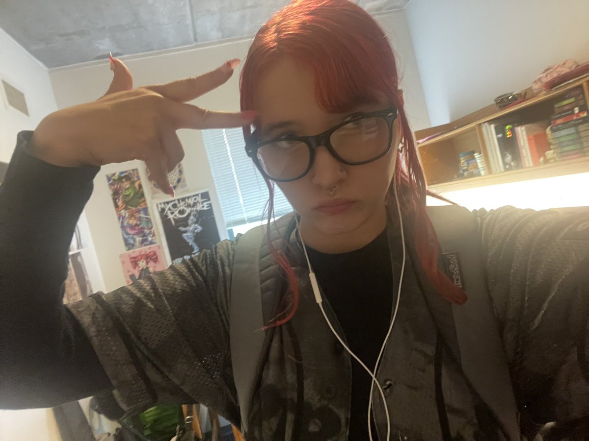 sentientzz's tweet photo. feel so bora-pilled, going out to study in the Suga 93 jersey, and Arirang playing in the headphones https://t.co/g2DVpCUP1v