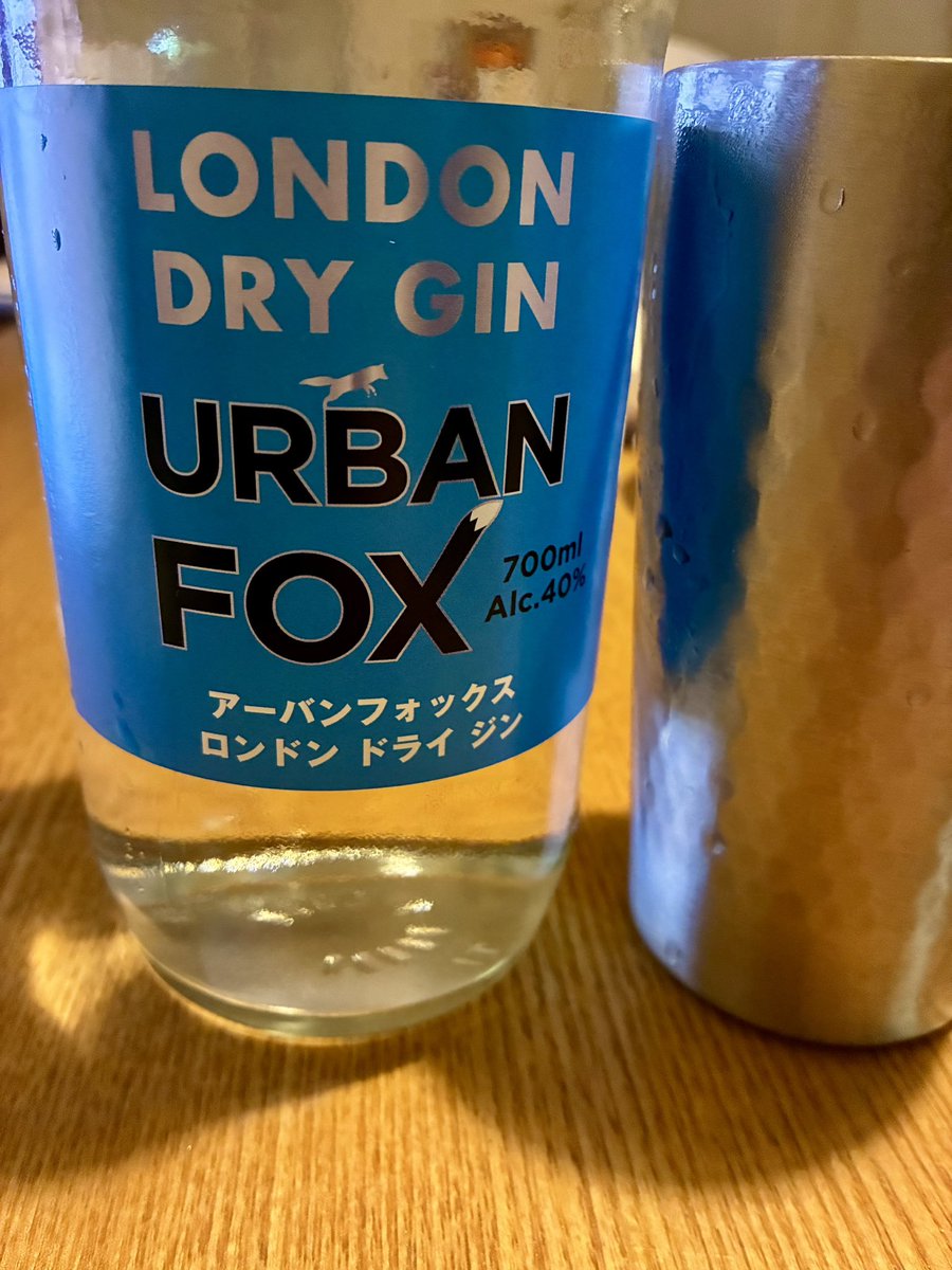 Ts011006's tweet photo. ジンから男梅からデュワーズ
外が静かになってる🤫台風🌀すぎたかな

#家飲み #晩酌 https://t.co/r32FHqbAuL