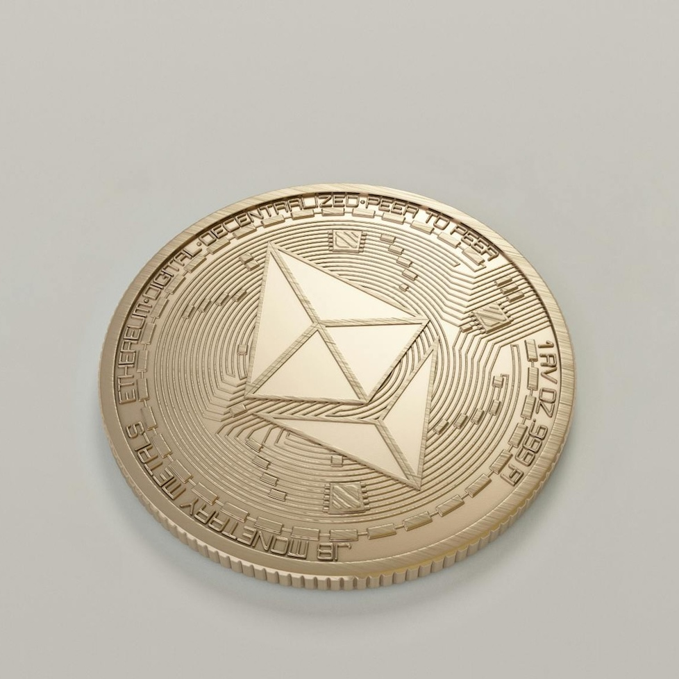 CoinMarketCap's tweet photo. JUST IN: 💰 Bitmine acquired an additional 27,562 ETH, bringing its total holdings to 5,983,940 ETH, representing 4.9% of the total Ethereum supply. https://t.co/E2UbUcir8Z