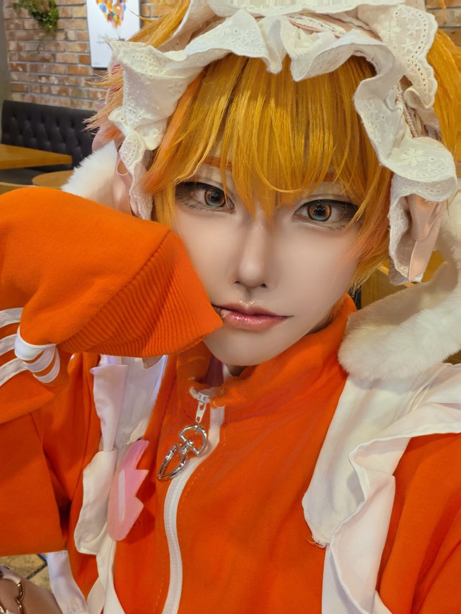 Jeok_jae's tweet photo. チョコミント よりも あなた♡

#요즘히피 https://t.co/yLyME8Mslx