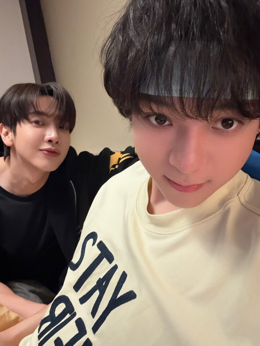 bbasjtr_family's tweet photo. [IG bbasjtr]
บ๊ายบายน้องเด๋อ 

Bas​ Hatsanat 
@basjtr
#บาสเด็กอ้วนที่แท้จริง 
#bbasjtr https://t.co/z0EQAFWvEw