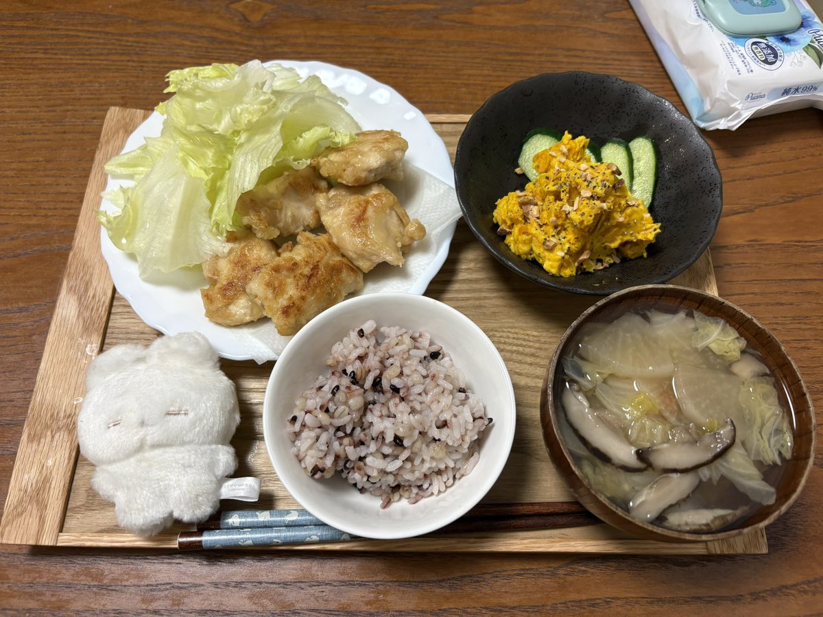 ux_cotton's tweet photo. 9/21

1人で食べるのも落ち着くけど、みんなで食べると美味しいよね。安心できるタンパク質全然取れなくなるのやだよ、、入院したくない；； https://t.co/W8Ka5pWe1z