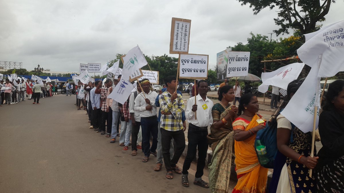 OraonTrikey's tweet photo. #BvmOdishaStateLevelMaharally
#ଶିକ୍ଷା_ବଞ୍ଚାଅ_ଭବିଷ୍ୟତ_ବଞ୍ଚାଅ
#21stSeptember2026
#EVM_ହଟାଅ #ଶିକ୍ଷା_ବଞ୍ଚାଅ #ବିଦ୍ୟାଳୟ_ବଞ୍ଚାଅ #ରୋଜଗାର_ବଞ୍ଚାଅ
#BanEVM_SaveDemocracy #JOIN_BVM #JOIN_BMM #JOINBAMCEF #WamanMeshram #SoumyaRanjanAddya #SiddhantaMaurya
#BharatiyaVidyarthiMorcha
#Bvm https://t.co/UgWZoLYKD1