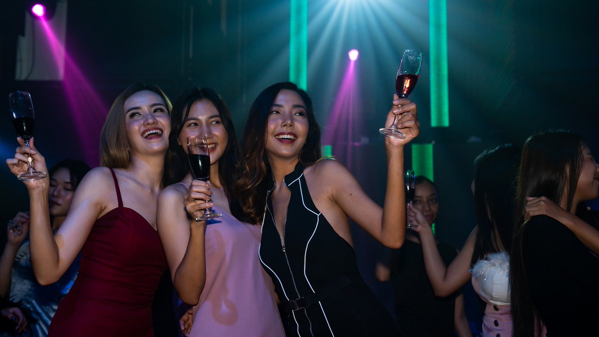 EdiWicaksana3's tweet photo. Time to hit the KTV mic! Sing your heart out with favorite tracks, laugh with friends, and make unforgettable joyful nights. Let’s go! https://t.co/WV9zB2yFH4