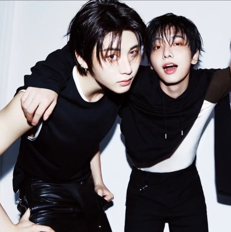 shu_wl_'s tweet photo. 이랬는데 요래됐습니다 https://t.co/jYvxFg6Ygp