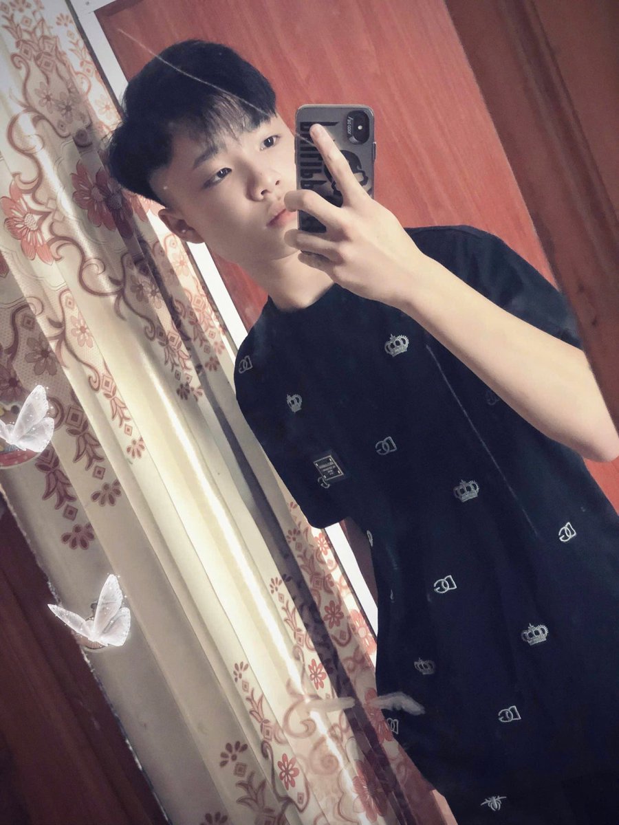 Nhatlongsuccac's tweet photo. Fl.ib làm quen nhau tí đê https://t.co/Jc7RzV5tyk