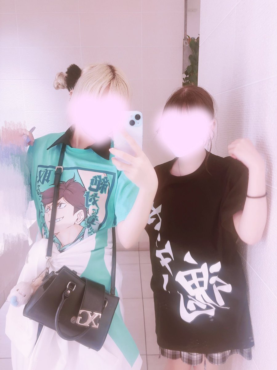 aqzzll's tweet photo. ハイキューポップアップ行ってきた😖💗
今日も今日とてイケメンでした՞ ̳_ .̫ _ ̳՞꒱
 #ハイキュー好きと繋がりたい   #ハイキュー好きさんと繋がりたい  #ハイキュー好きな人と繋がりたい https://t.co/xomgVqH2uE