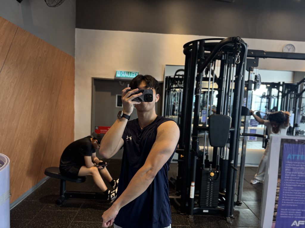 KingsleyTeoh_'s tweet photo. #Gym https://t.co/DM0MmxIYeW