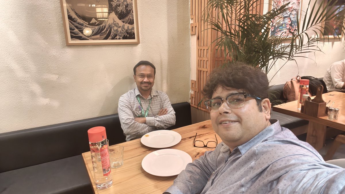 gandiv_arjun's tweet photo. After a Successful meeting at Delhi, with GS @ayan_das12 at Kalsang Connaught Pace. Cross your fingers!!!
@NMMTA_Assn https://t.co/yHHQAfabdc