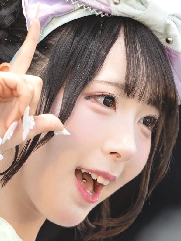 stringySpit's tweet photo. 唾液 糸引き 唾糸

#唾糸  #唾液 #糸引き #口内 https://t.co/hd9EkKmzgm
